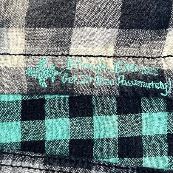 Roar Western Rock Urban Embroidered Plaid Button Up Embroidered Wings W Size M - Picture 14 of 15